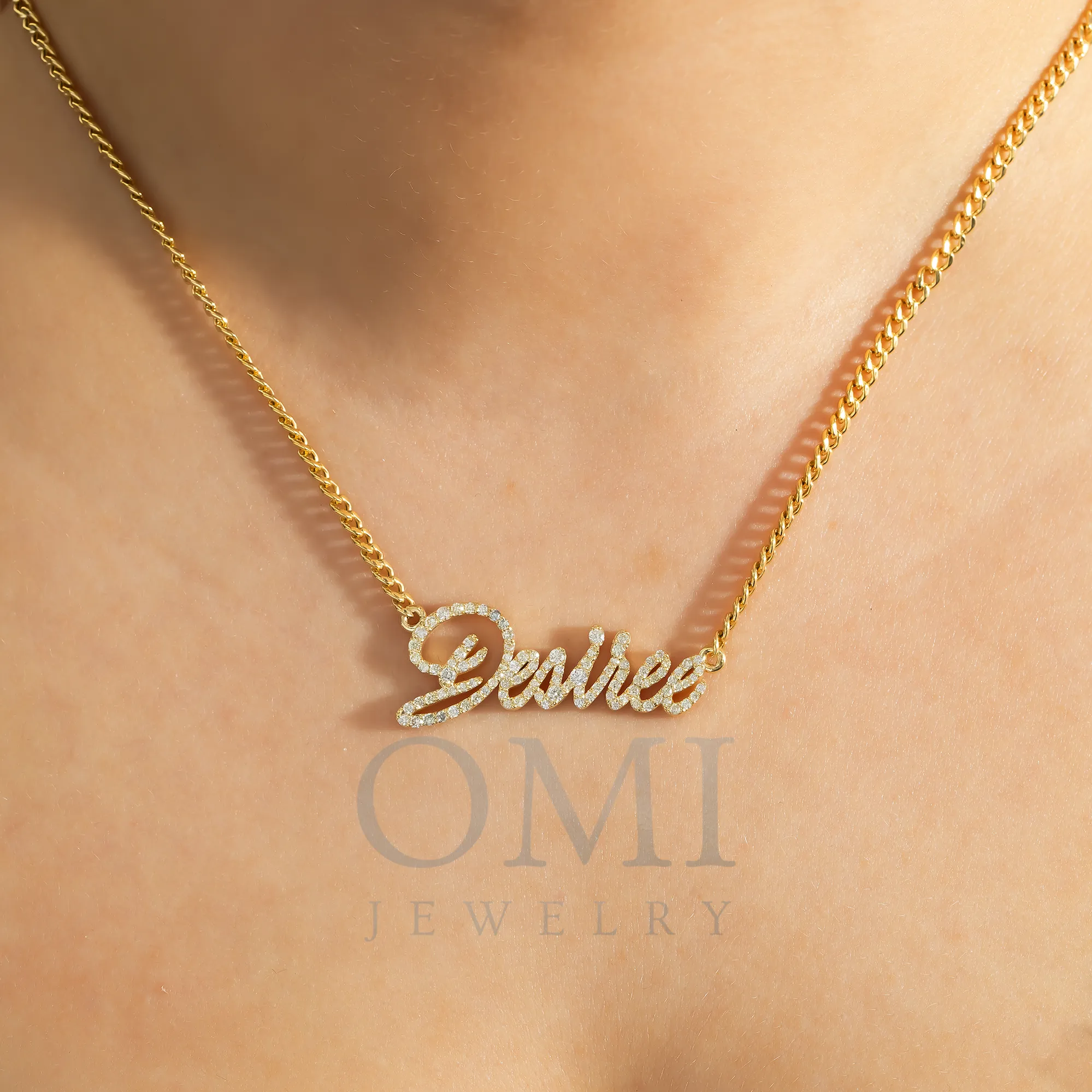 14K YELLOW GOLD DIAMOND CUSTOM NAME NECKLACE