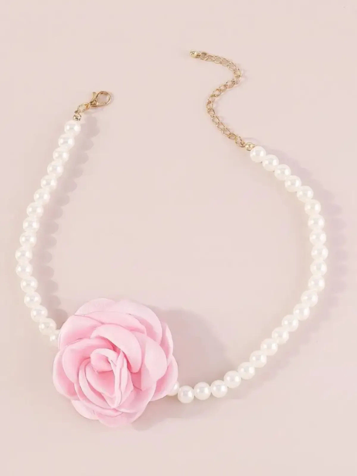 All Dressed Up Rose Pearl Choker Necklace