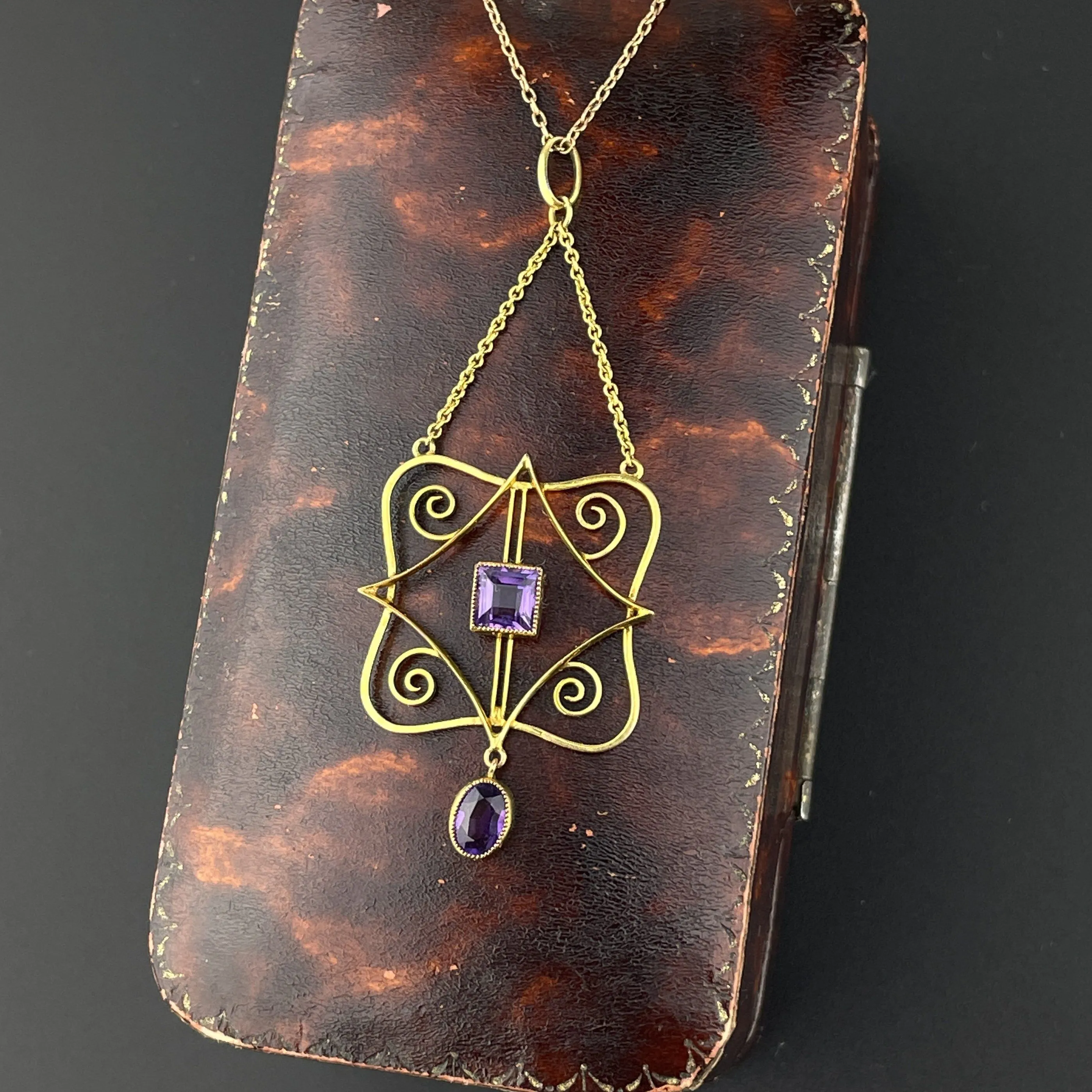 Antique Art Nouveau Gold Amethyst Lavaliere Pendant Necklace