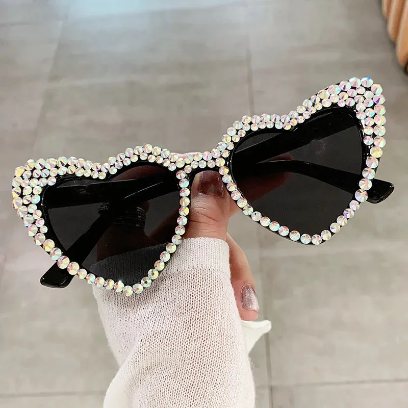 Ashore Shop Women New Luxury Diamond Sunglasses Large Heart Shape Ultraviolet Sun Glasses for Ladies Unisex Large Frame Hip Hop Eyewear