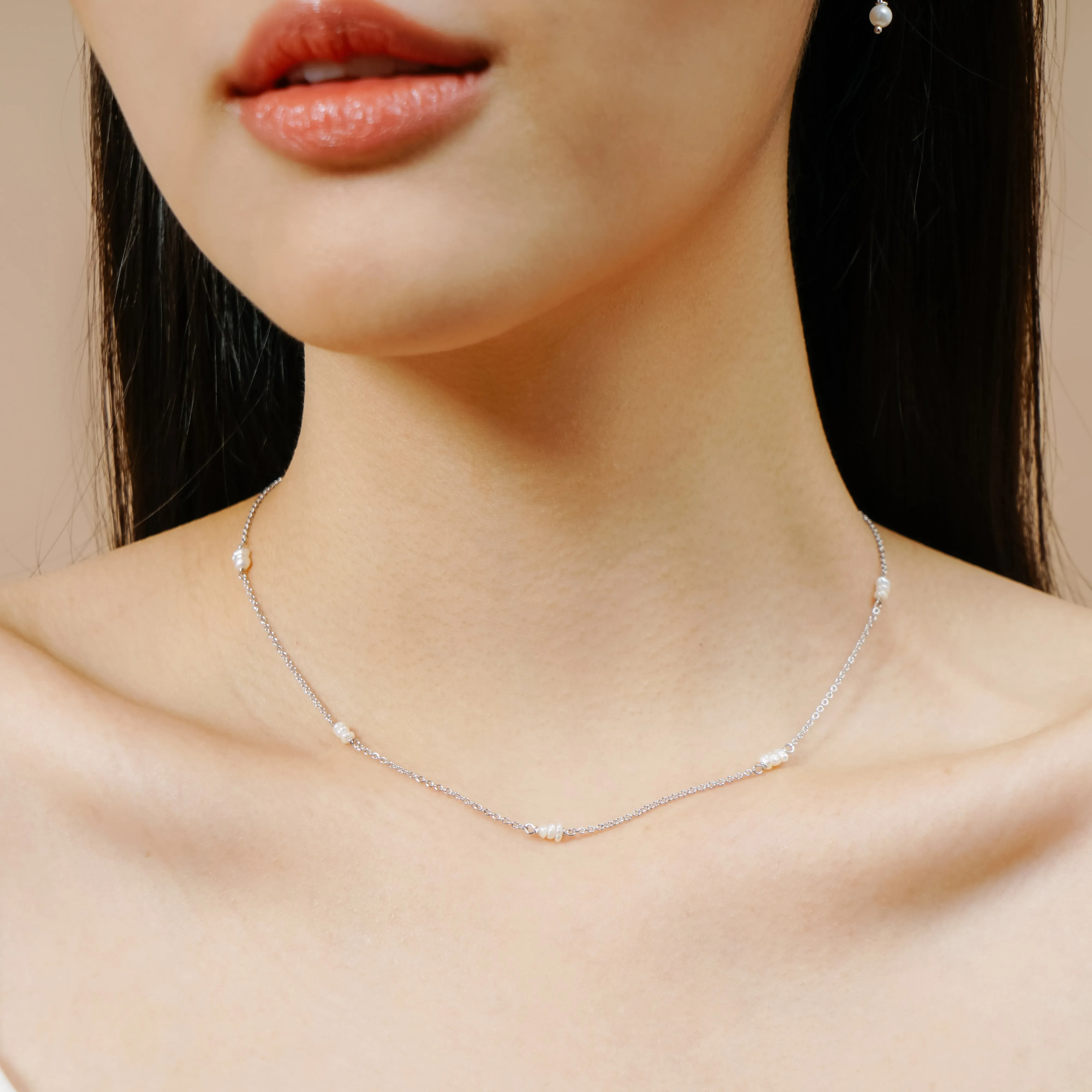 Aubrey Pearl Choker