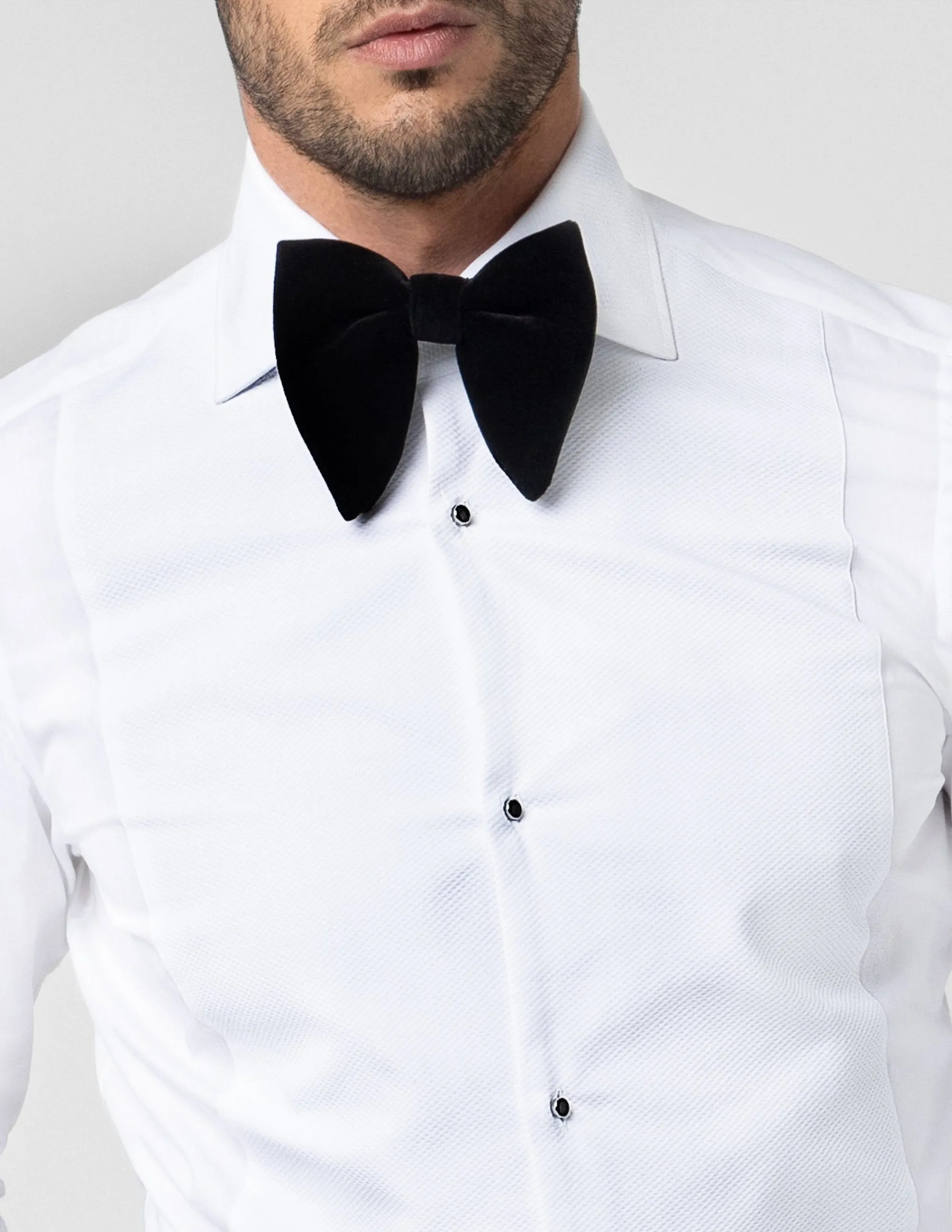 Black Velvet L Bow Tie