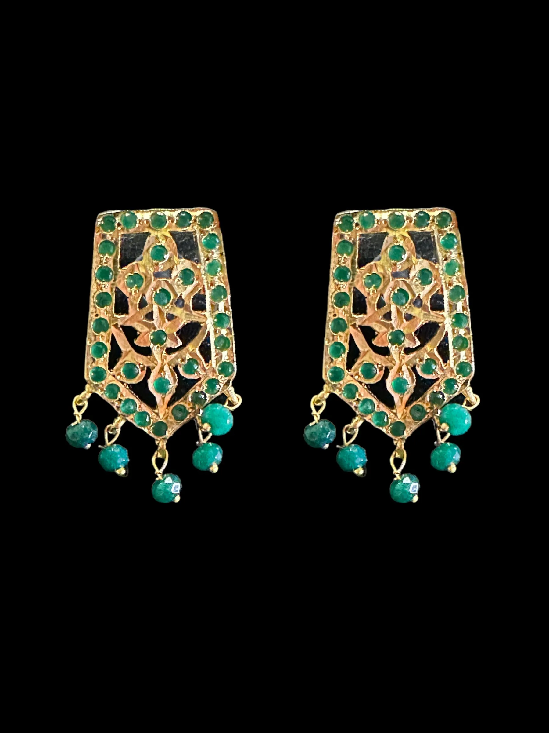 C268 Indu choker in green beads ( READY TO SHIP)