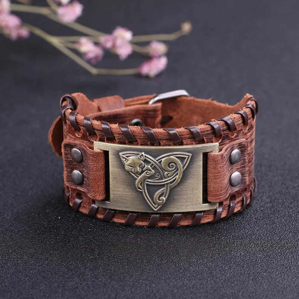 Fylgja Fox Triquetra Leather Bracelet