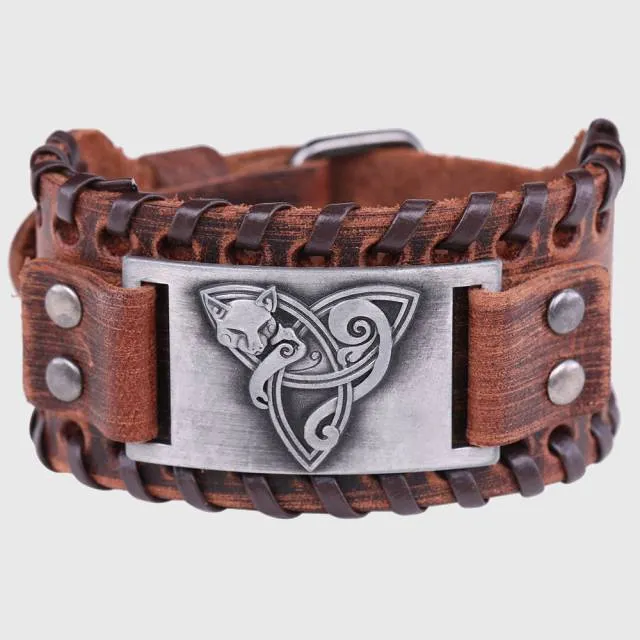 Fylgja Fox Triquetra Leather Bracelet