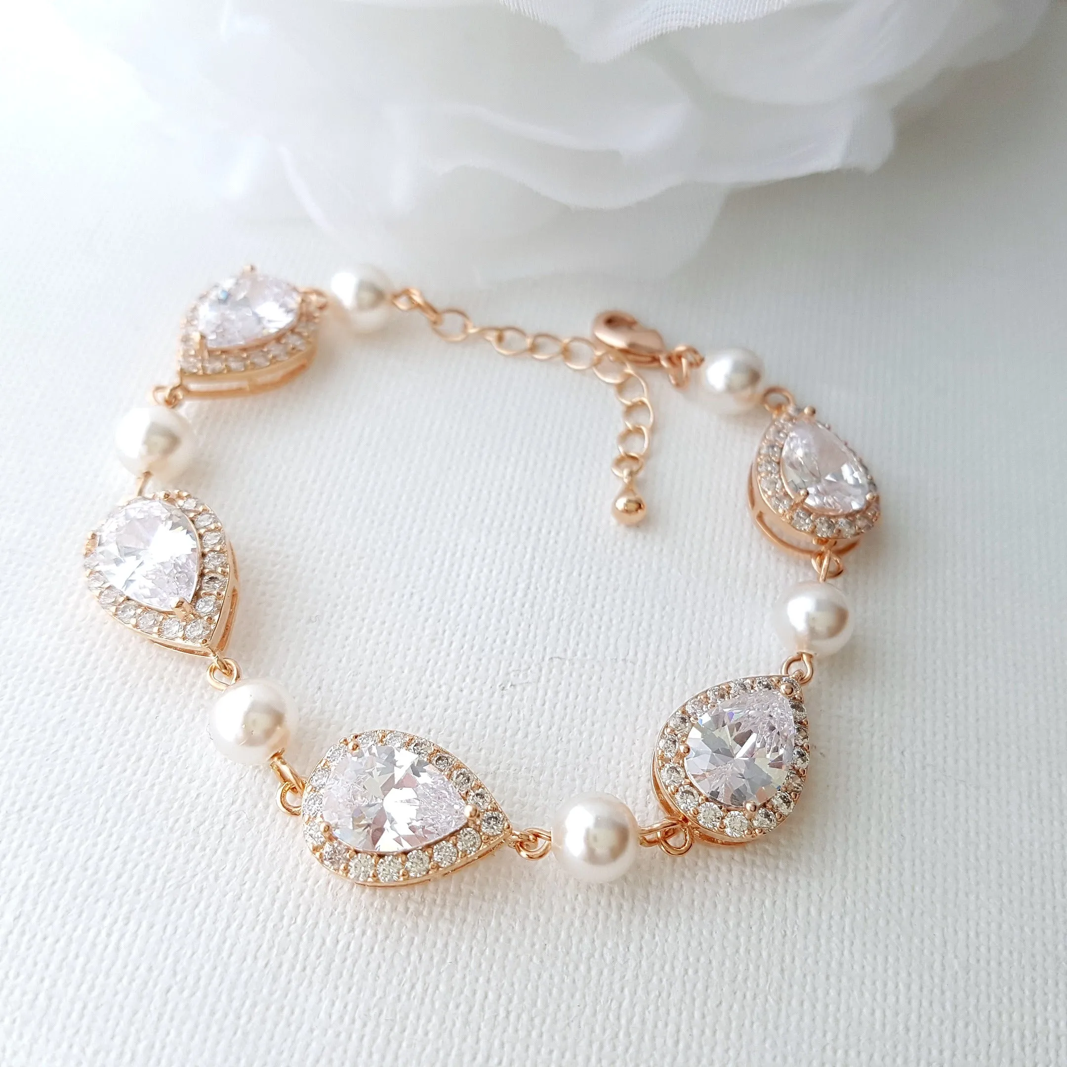 Gold and Pearl Bracelet-Emma