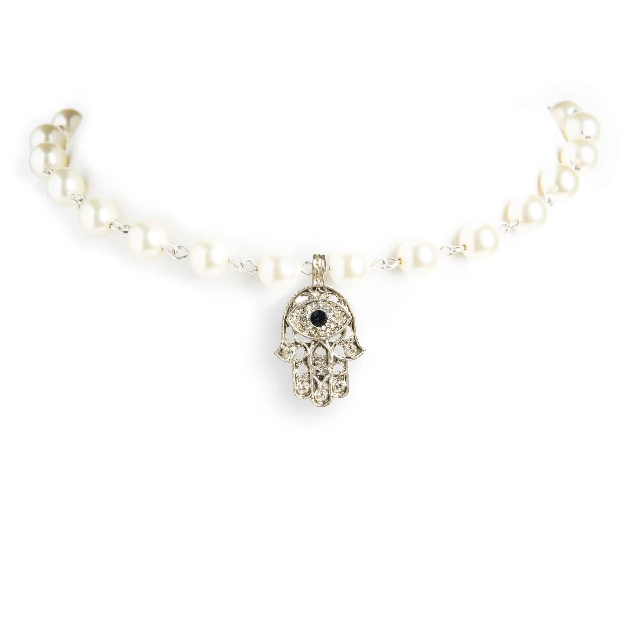 Iconic Pearl Choker Cream Pearl with Classic Medallions