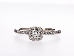 Jennifer Halo Diamond Ring  (0.45Ctw)