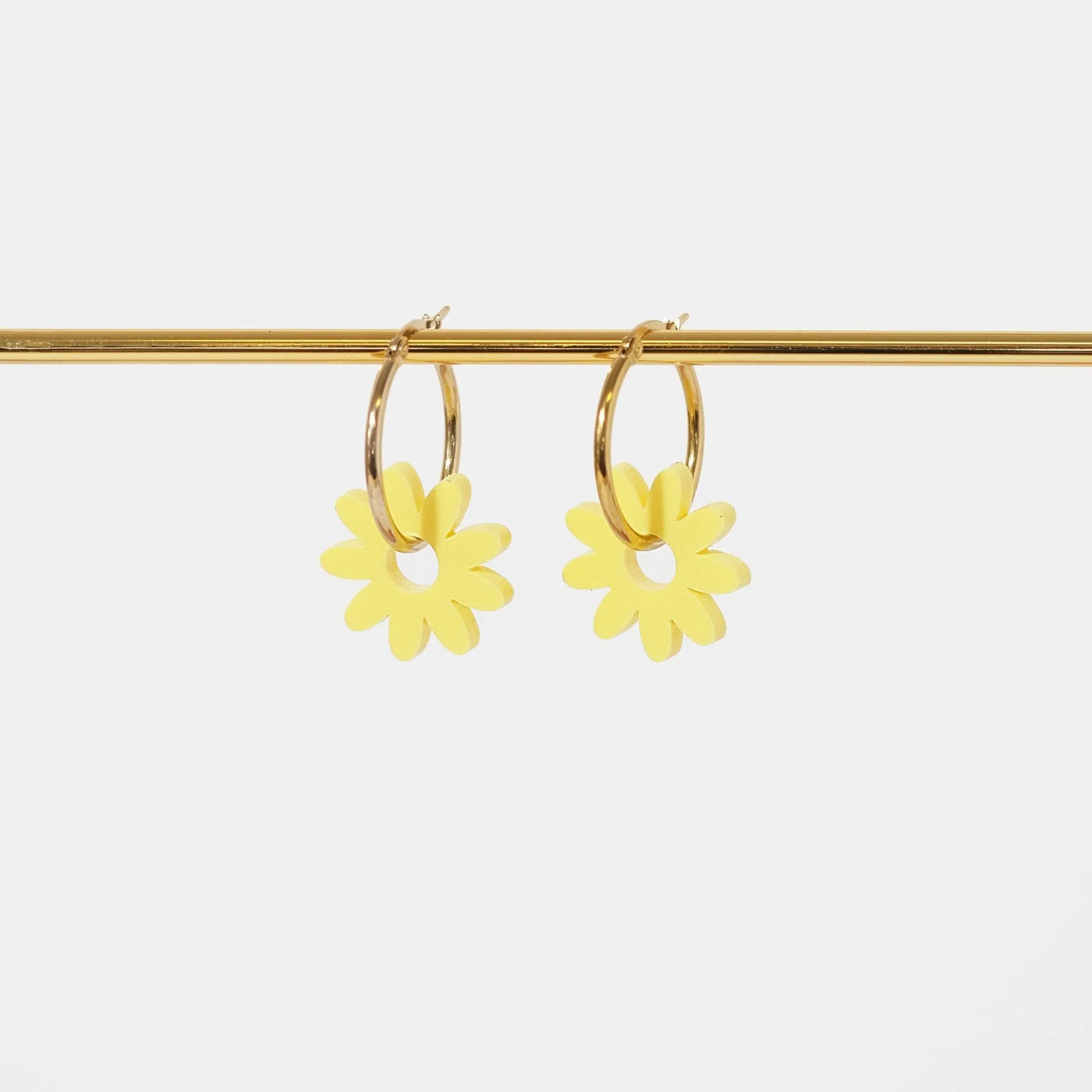 Marguerite Daisy Hoop Earrings in Buttercup Yellow