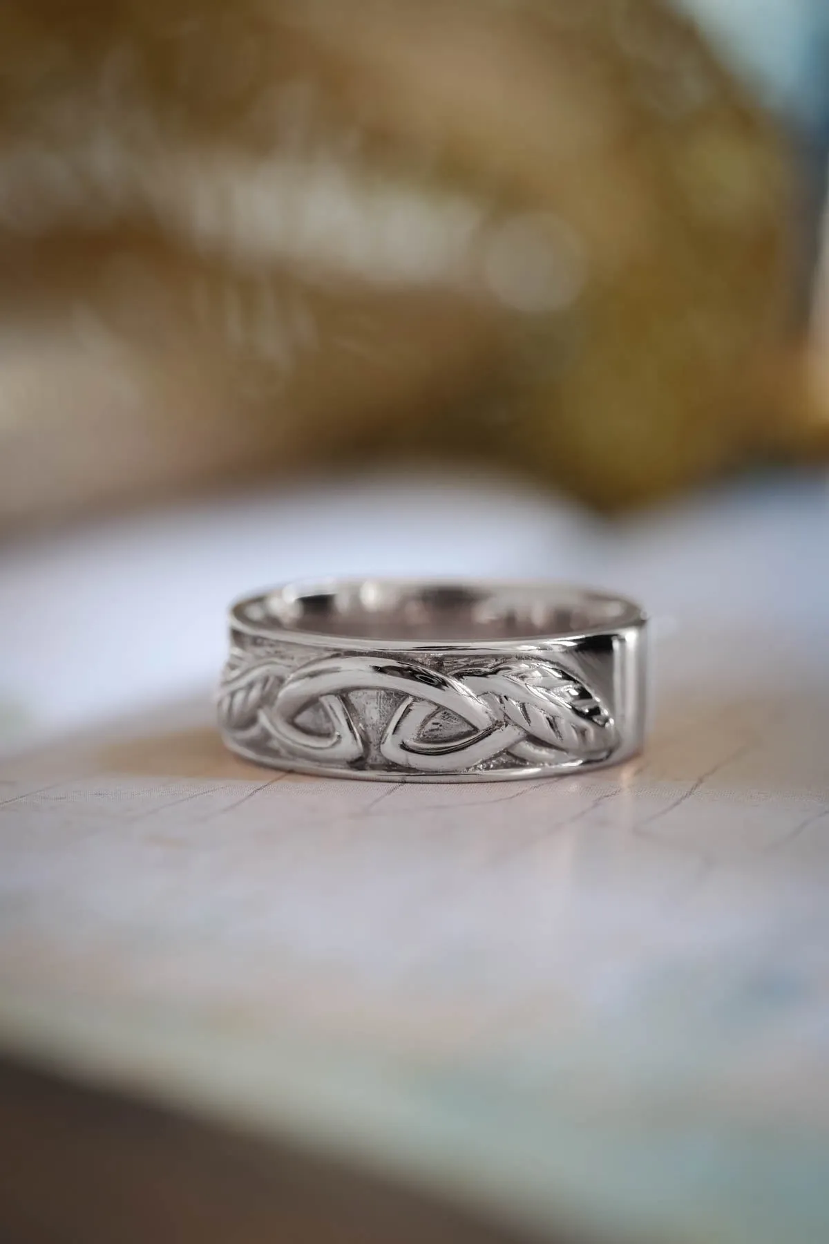 Mens Celtic knot wedding band, Irish inspired ring