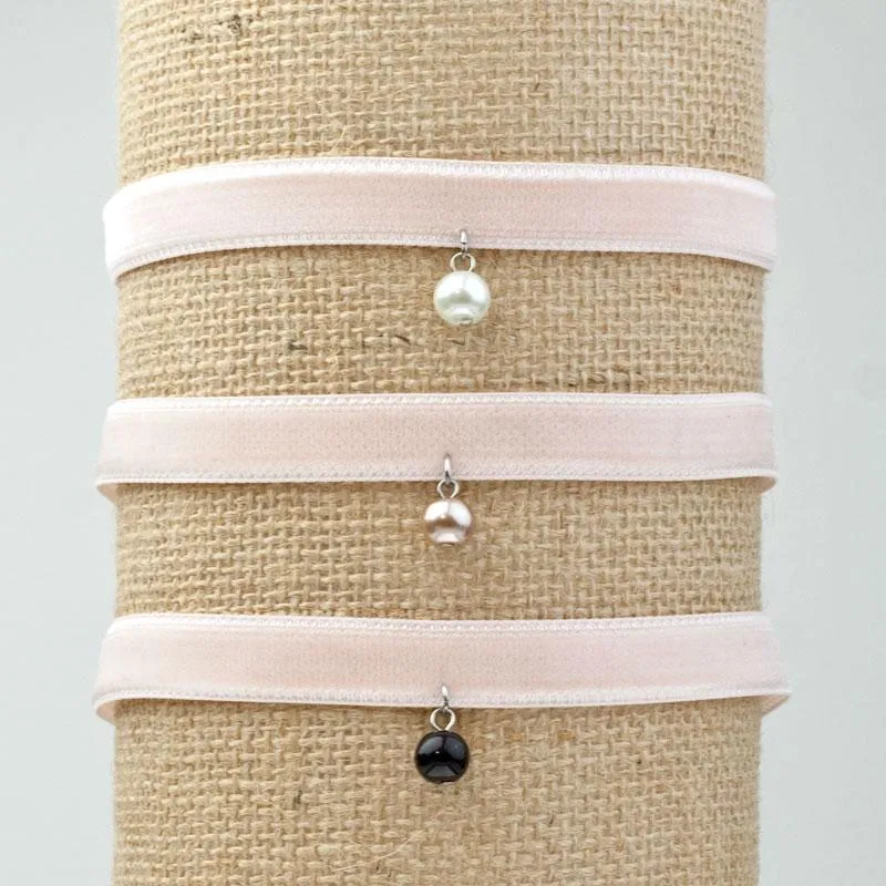 ROXINE pink velvet and pearl choker