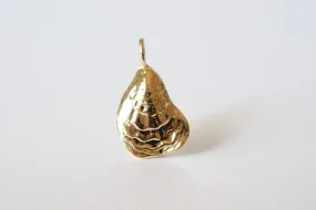 Shiny Vermeil Wholesale Gold Oyster Shell Charm- 18k gold over 925 sterling silver sea shell charm, vermeil sea shell, sea shell charm, sea shell, 129