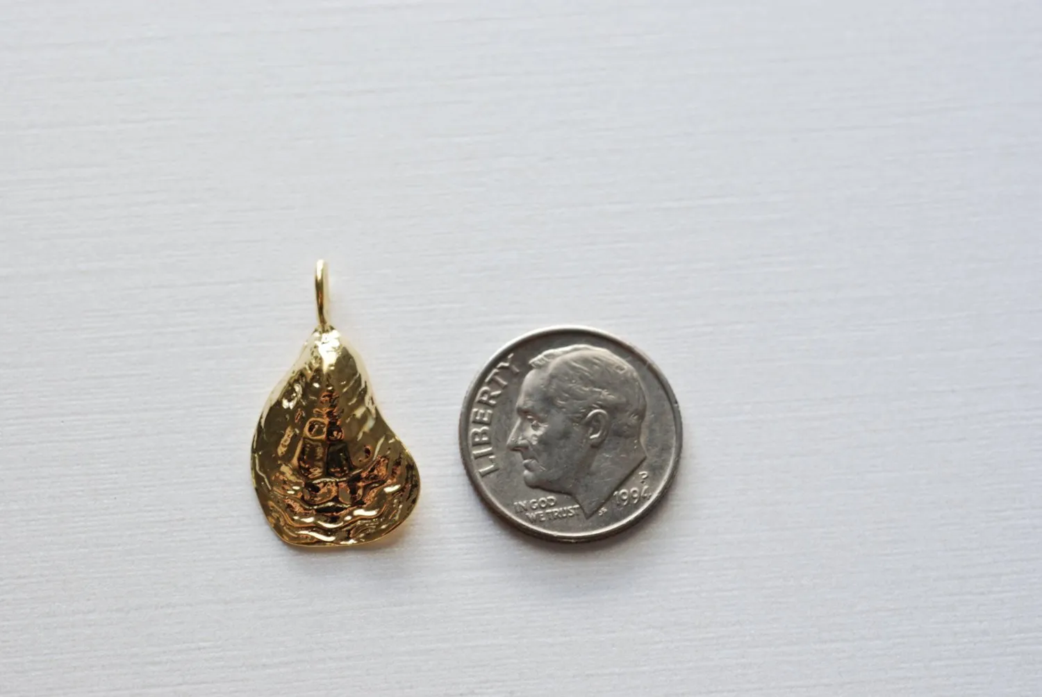 Shiny Vermeil Wholesale Gold Oyster Shell Charm- 18k gold over 925 sterling silver sea shell charm, vermeil sea shell, sea shell charm, sea shell, 129