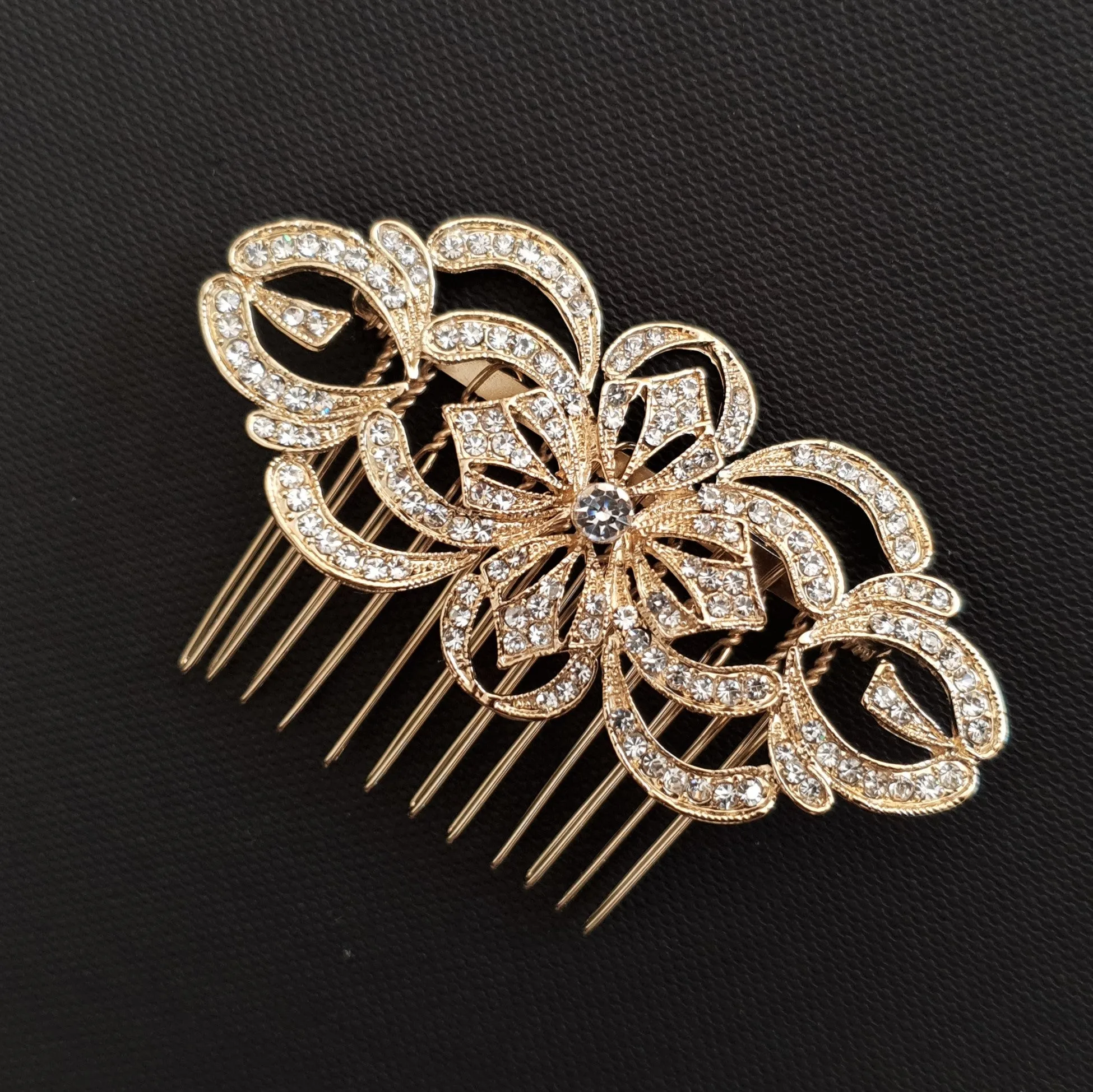 Vintage Hair Comb for Weddings in Gold-Blythe